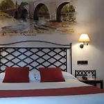 Отель Palacio Valderrabanos Авила