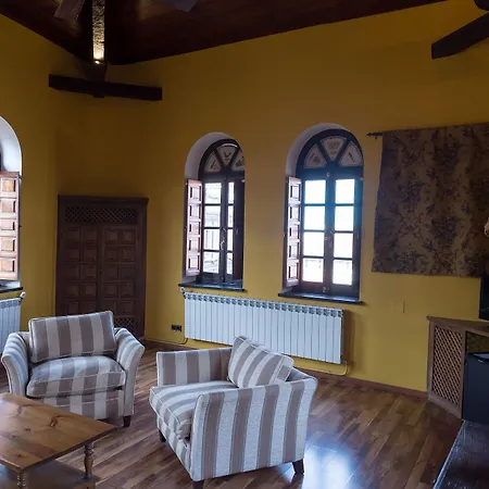 Hotel Palacio Valderrabanos 4*