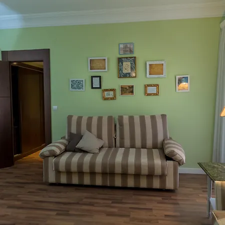 瓦尔德拉巴内斯皇宫酒店 酒店 Ávila