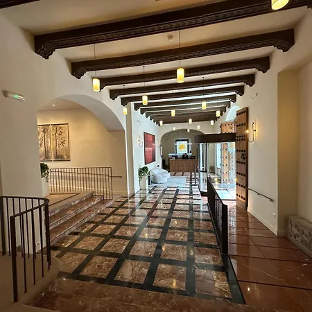 Palacio Valderrabanos Otel 4*