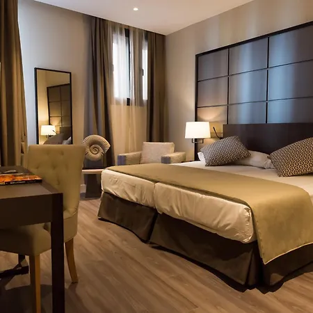 Palacio Valderrabanos 4*