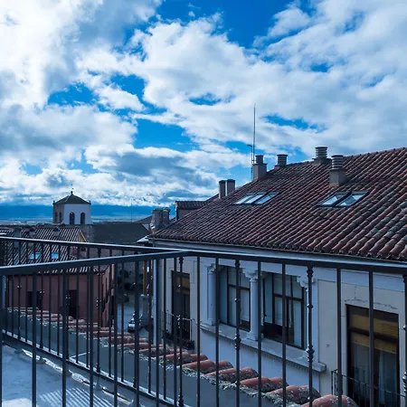 Palacio Valderrabanos Hotel