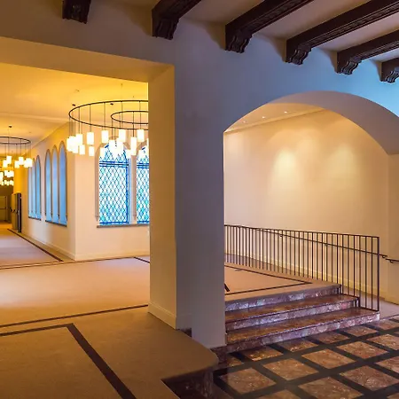 Palacio Valderrabanos Ávila