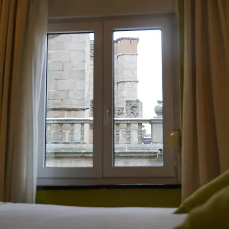 Palacio Valderrabanos Otel Ávila