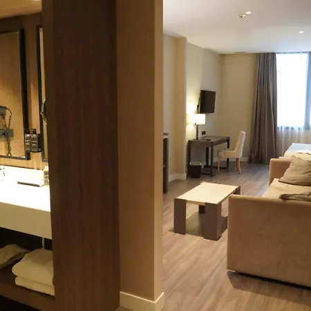 Palacio Valderrabanos 4* Ávila