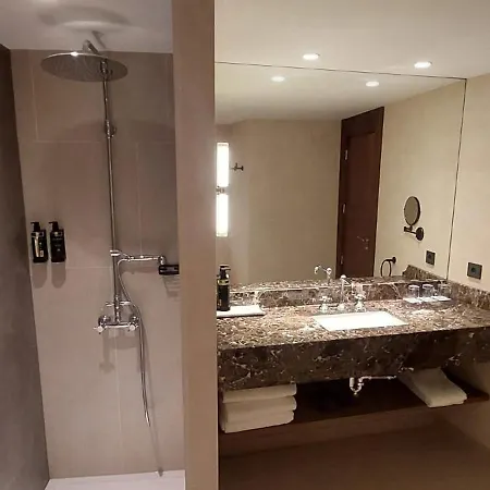 Palacio Valderrabanos Otel 4*
