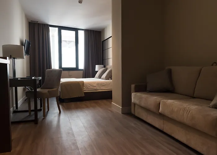 Palacio Valderrabanos Otel Ávila