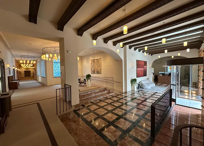 Otel Palacio Valderrabanos