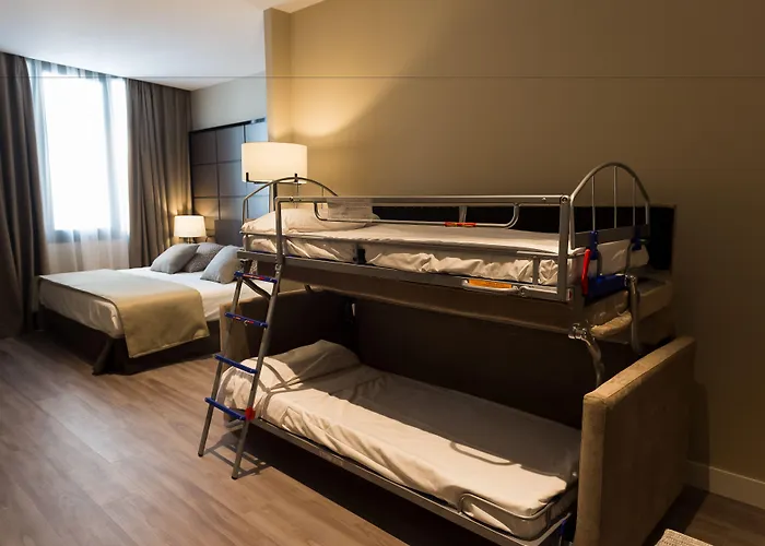 瓦尔德拉巴内斯皇宫酒店 Ávila