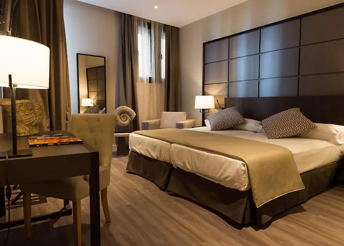 Palacio Valderrabanos 4*