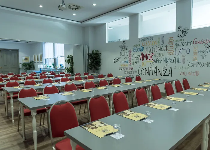 Palacio Valderrabanos 4* Avila