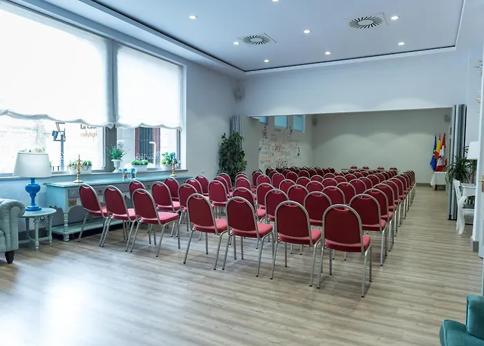 팔라시아 발데라바노스 호텔 4*